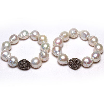 Baroque Pearl Bracelet with Medium Diamond Nugget